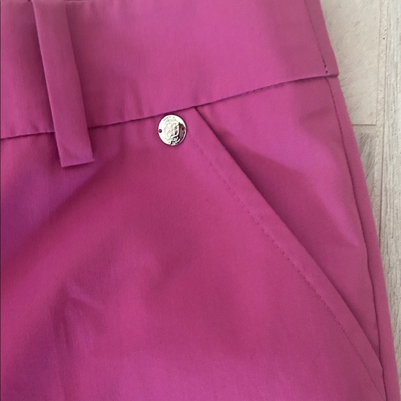 Trina Turk Fuchsia Cropped Trousers - Picture 4 of 6